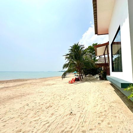 The Scenery Beach Resort Baan Khai Exterior photo
