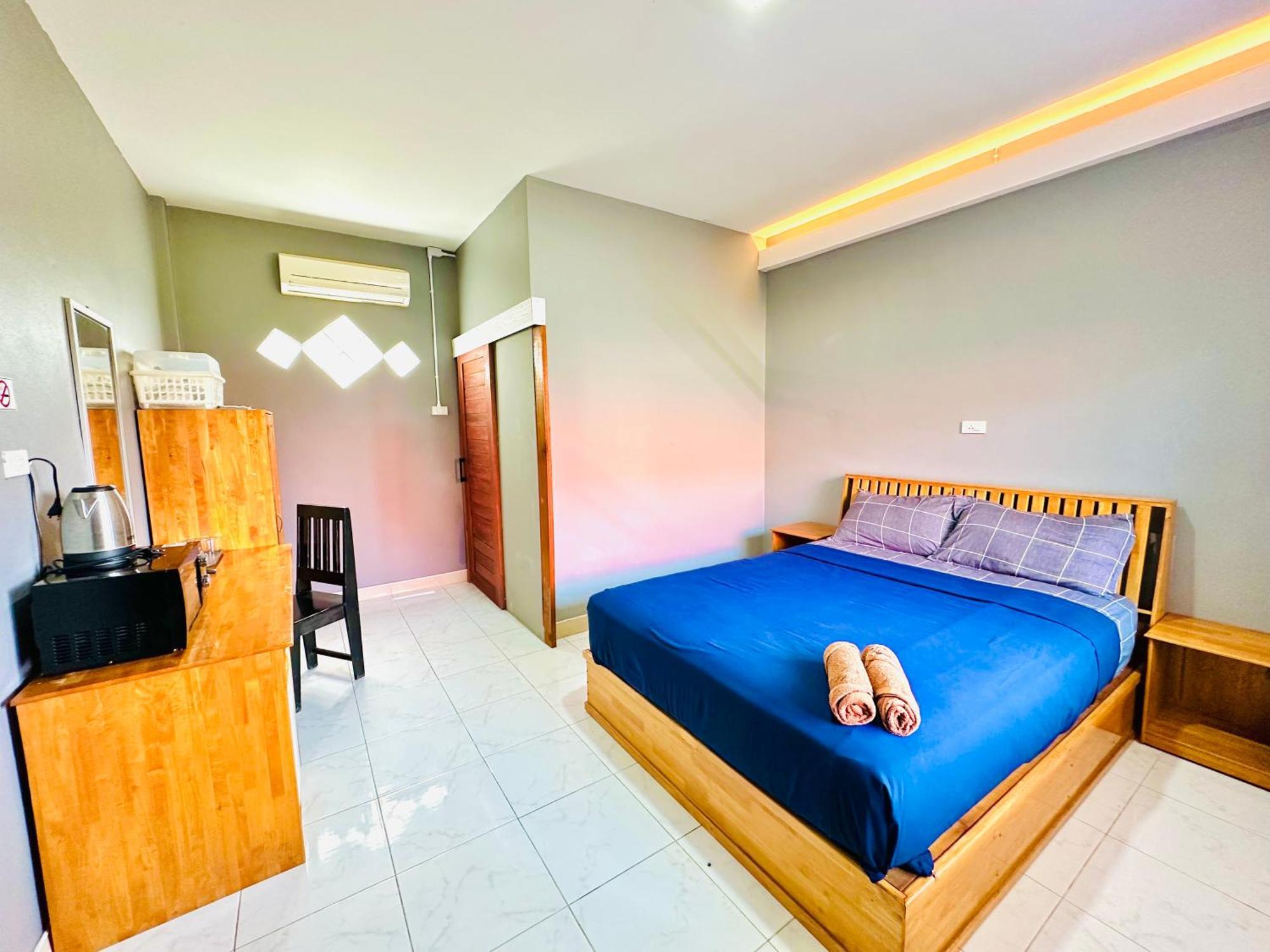 The Scenery Beach Resort Baan Khai Exterior photo